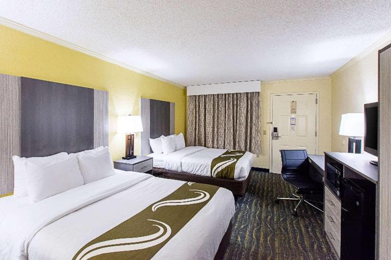 Quality Inn & Suites Civic Center - Main View