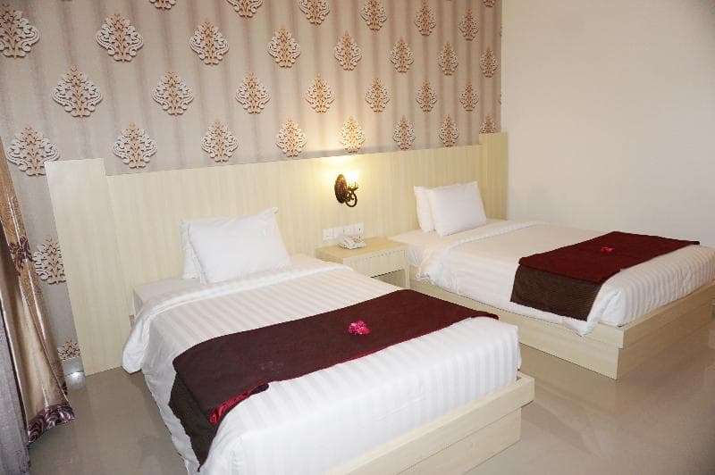 Puri Saron Hotel Senggigi image 2