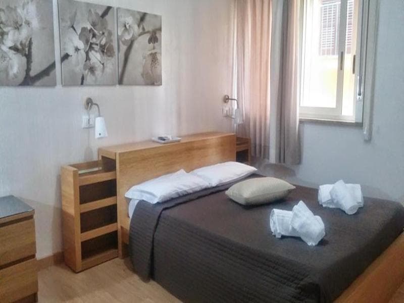 Del Viale image 1