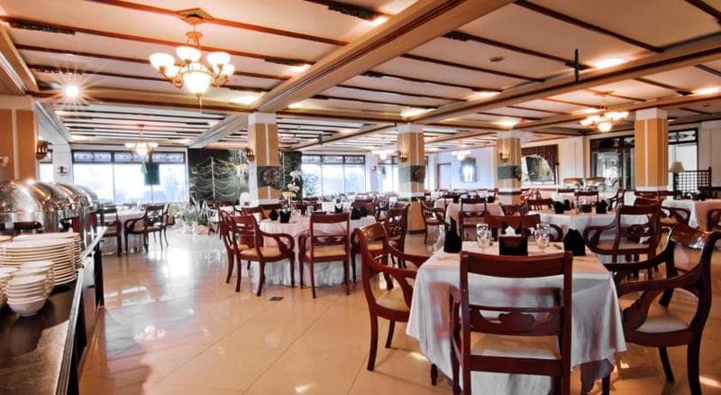 Royal Orchid Garden image 2