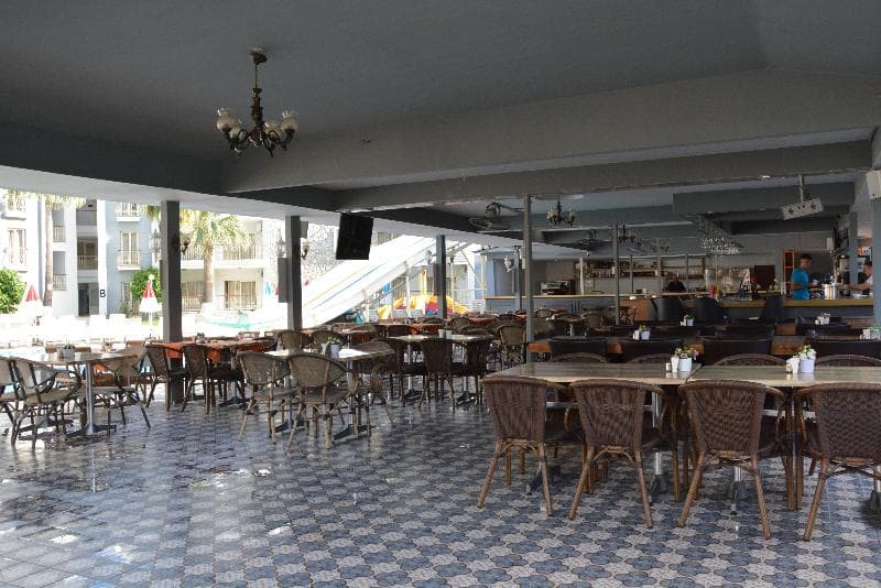 Alenz Suite Hotel image 2