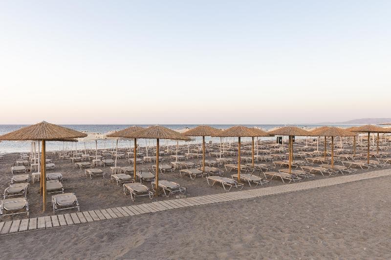 Costa Lindia Beach image 1