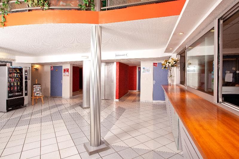 Sejours & Affaires Bordeaux L´Yser image 2