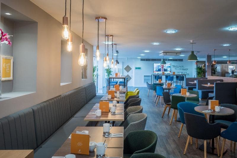 Stay at Holiday Inn Manchester - Mediacityuk
