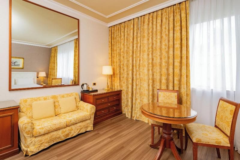 Hotel Internazionale image 1