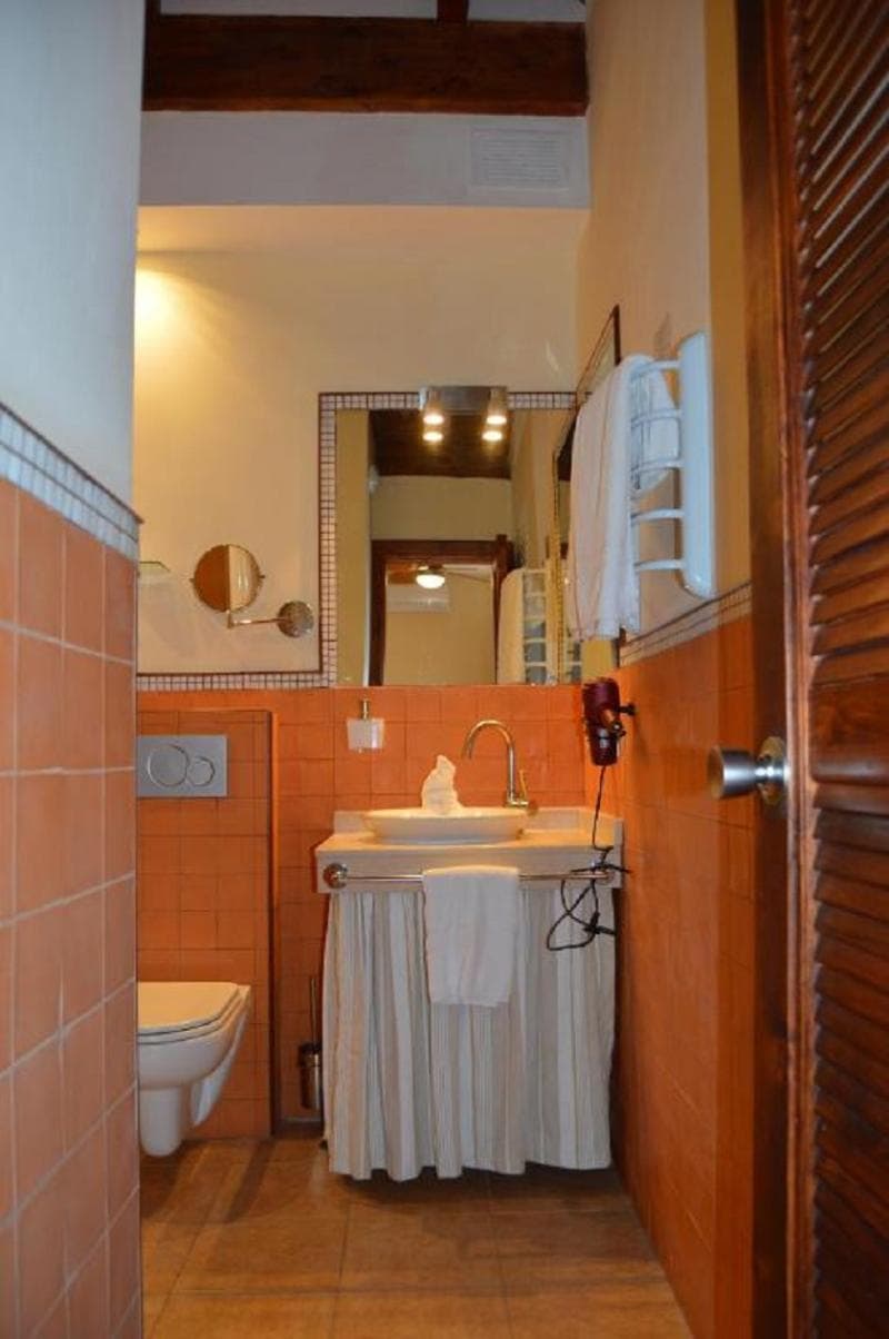 Gara Hotel image 1