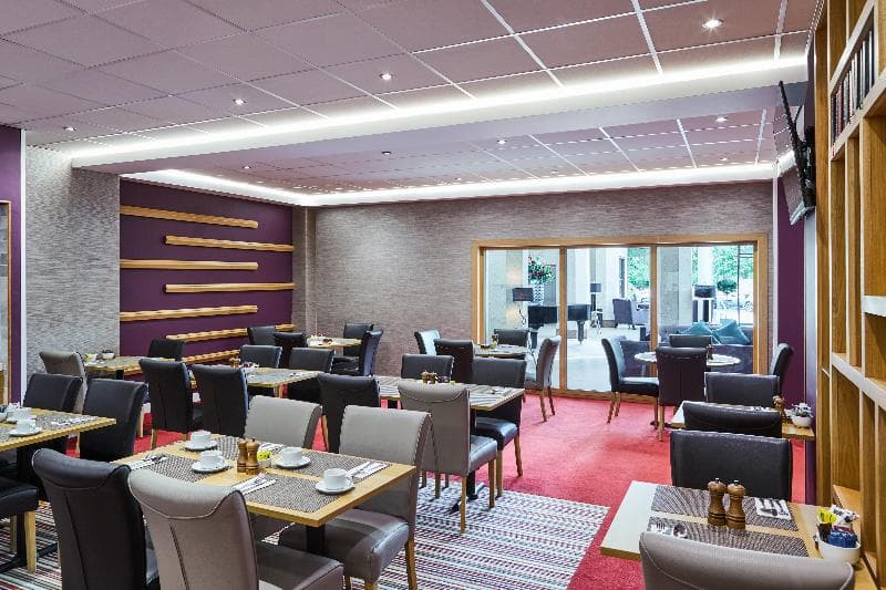 Mercure St Helens image 1
