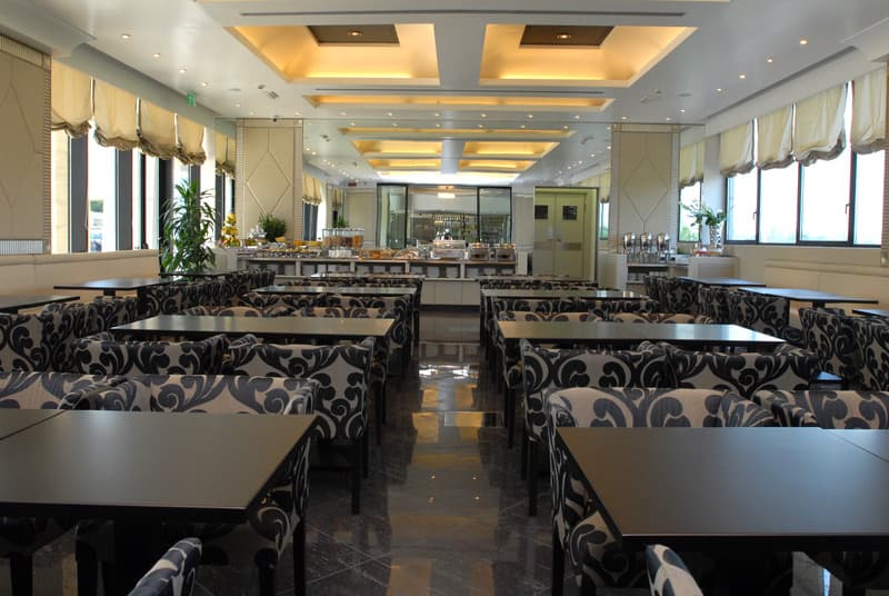 Grand Hotel Duca Di Mantova image 1
