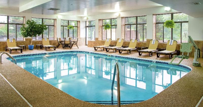 Hampton Inn Cleveland-Solon image 1