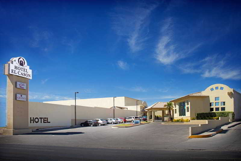 El Cason & Suites image 1