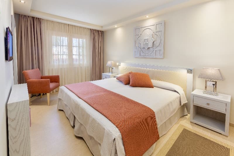 Apartamentos Ambassador image 2