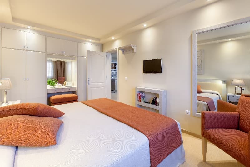 Apartamentos Ambassador image 1