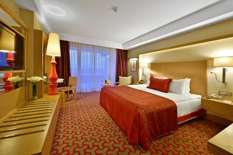 Divan Bursa image 1
