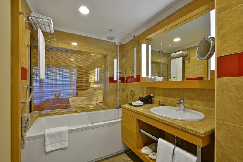 Divan Bursa image 2