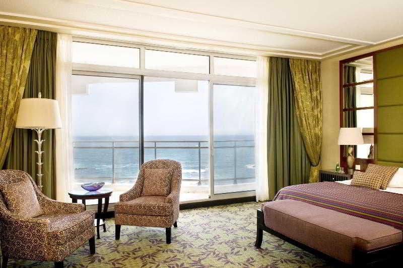 Stay at Le King Fahd Palace