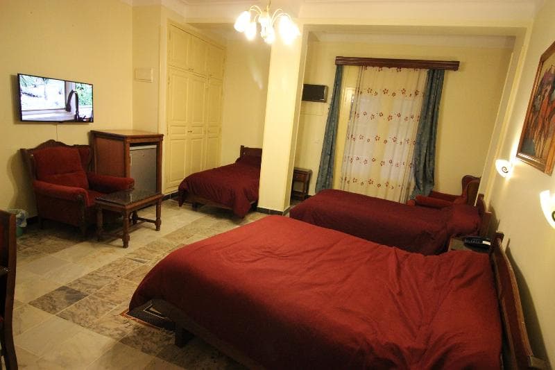 Hydra Hotel image 2