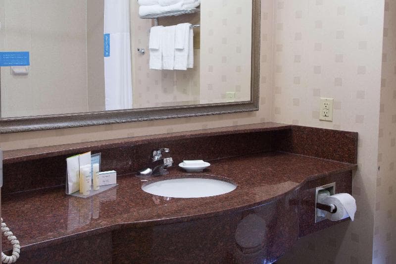 Stay at Hampton Inn Oxford-West