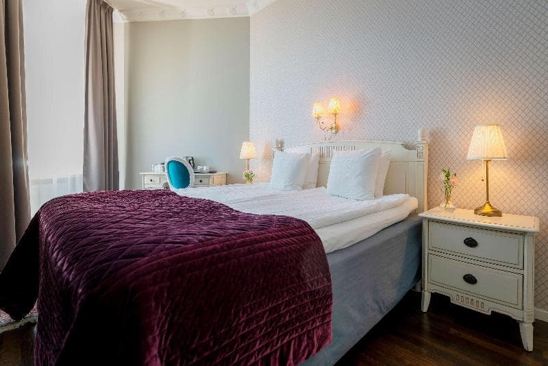 Stay at Best Western Hotel Bentleys