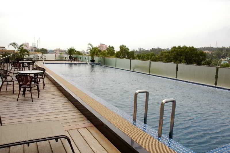 Grand I Hotel Batam image 1