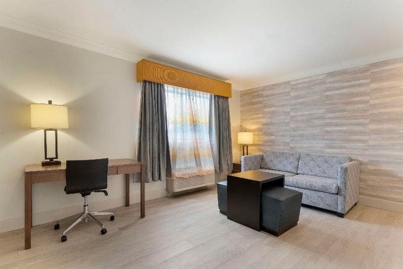 Best Western Plus All Suites Inn image 2