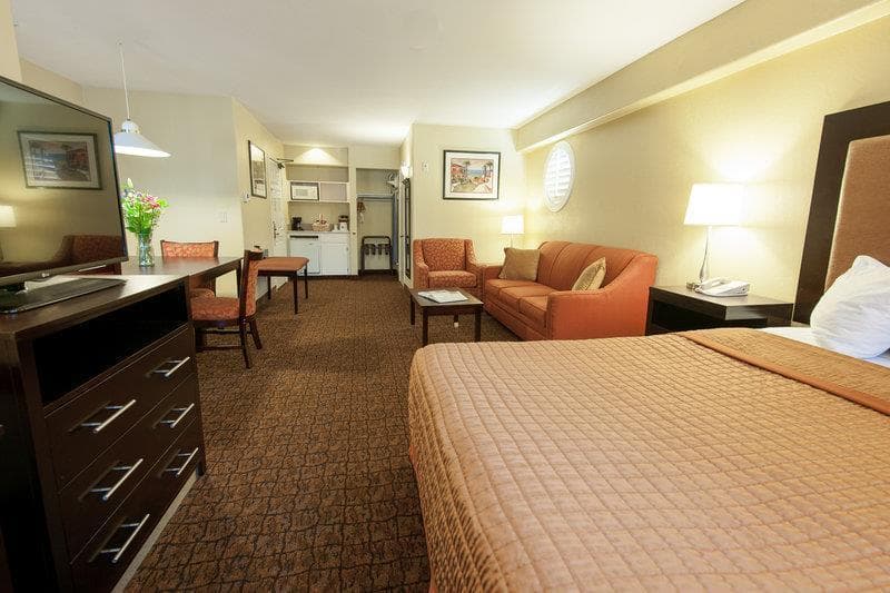 Best Western Escondido Hotel image 2