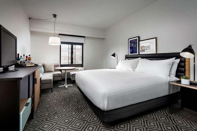 Freepoint Hotel Cambridge, a Tapestry Collection image 1