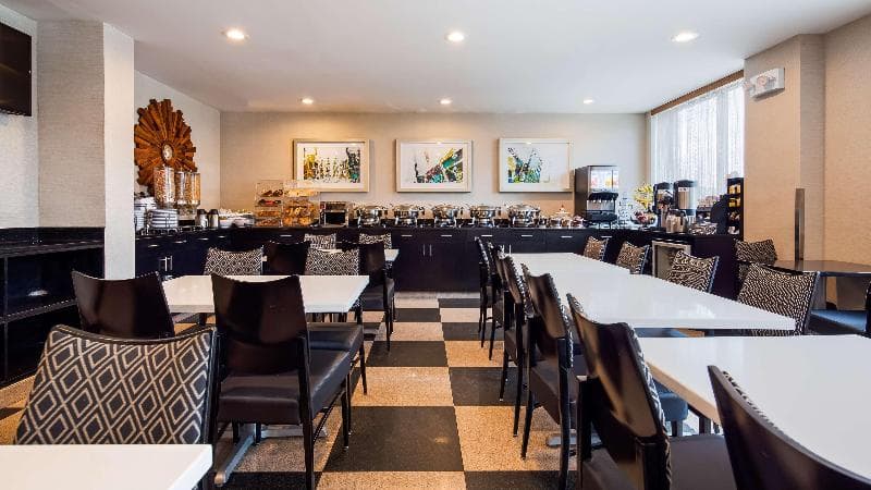 Best Western Plus Plaza Hotel image 1