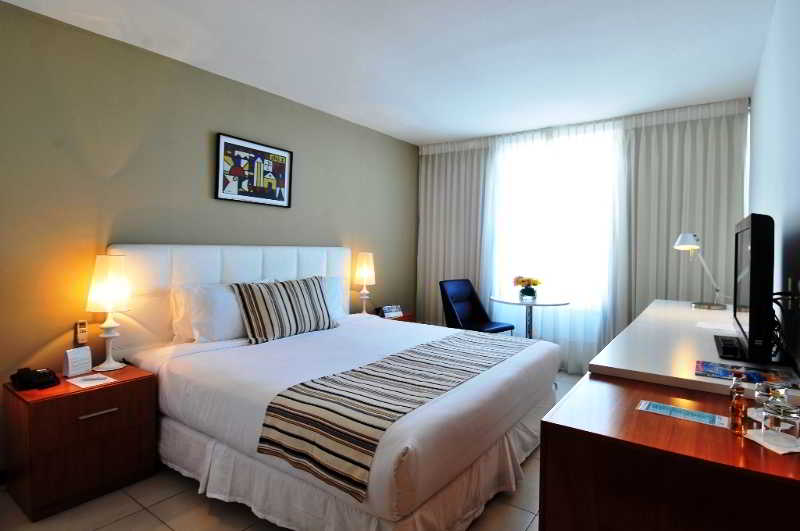 Real Colonia Hotel & Suites image 1