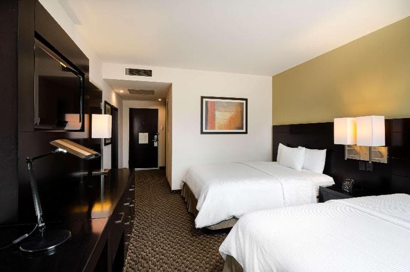 Doubletree By Hilton Queretaro image 1