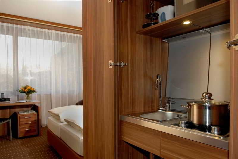 Derag Livinghotel Düsseldorf image 2