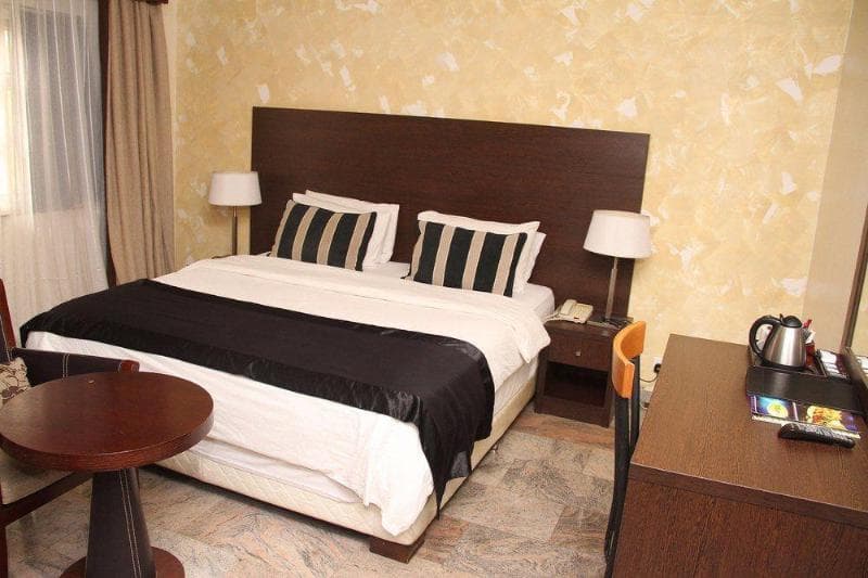 Protea Hotel Apo Apartments image 2