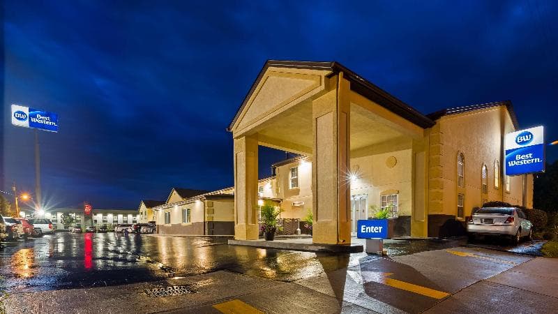 Stay at Best Western Inn