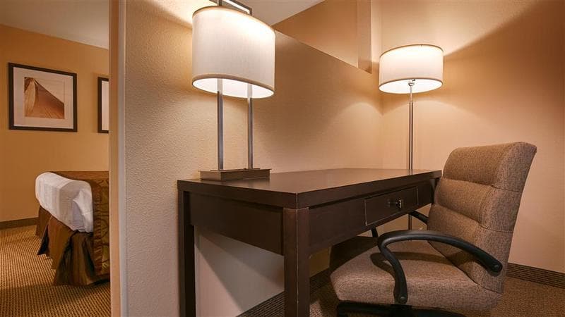 Bainbridge Island Suites image 1
