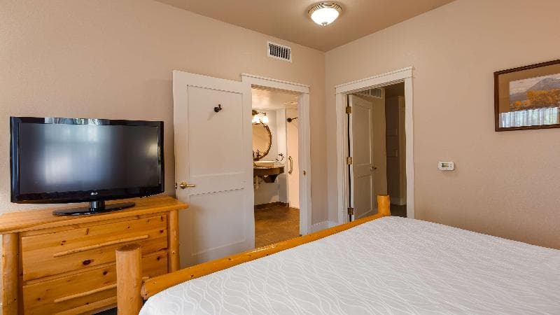 Best Western Plus Plaza Hotel image 2