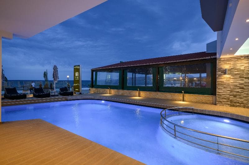 Stay at Mare Boutique