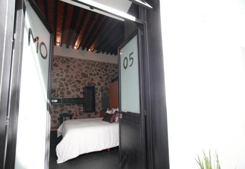 MO17 Hotel Boutique image 2