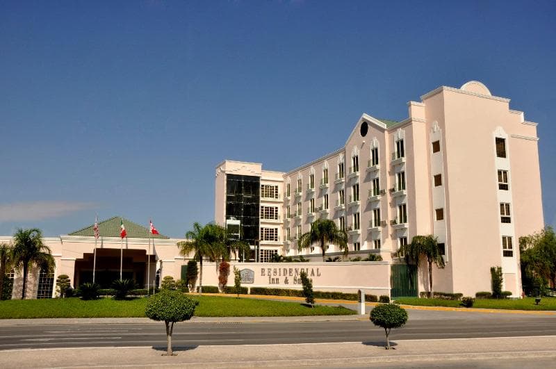 Residencial Inn & Suites image 1