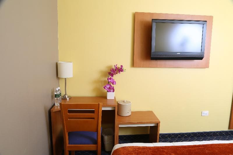 Copper Canyon Boutique Hotel image 2