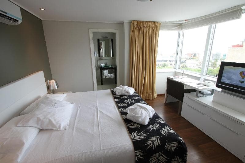 Regency Golf - Hotel Urbano image 2