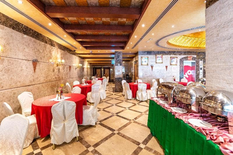 Crystal Plaza Hotel - Main View