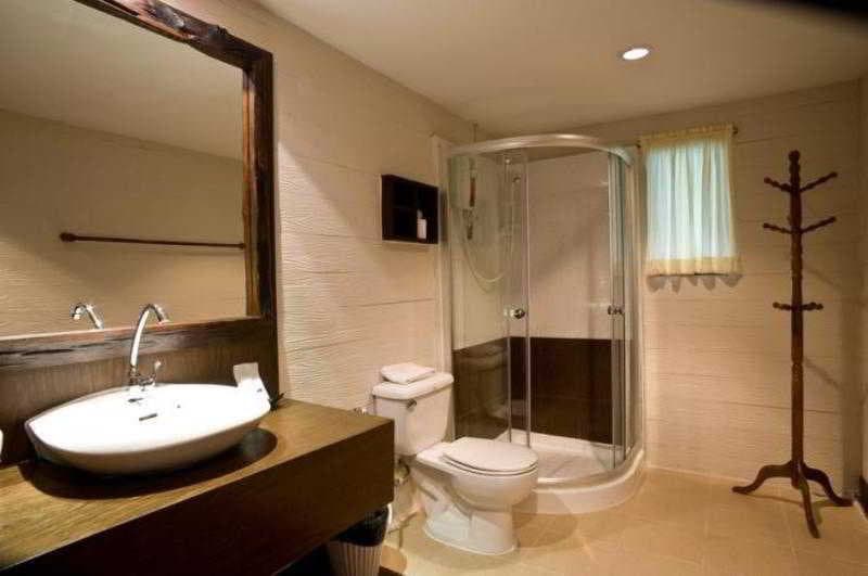 Stay at Inrawadee Resort