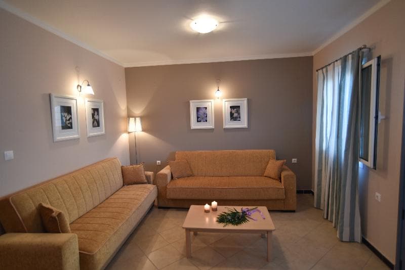 Villa Theodora image 2
