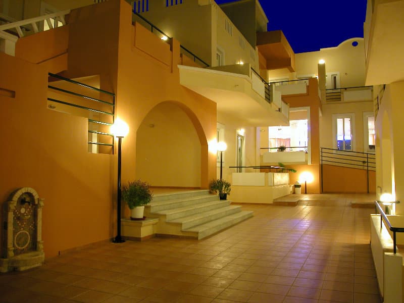 Nontas Hotel Apartments image 3