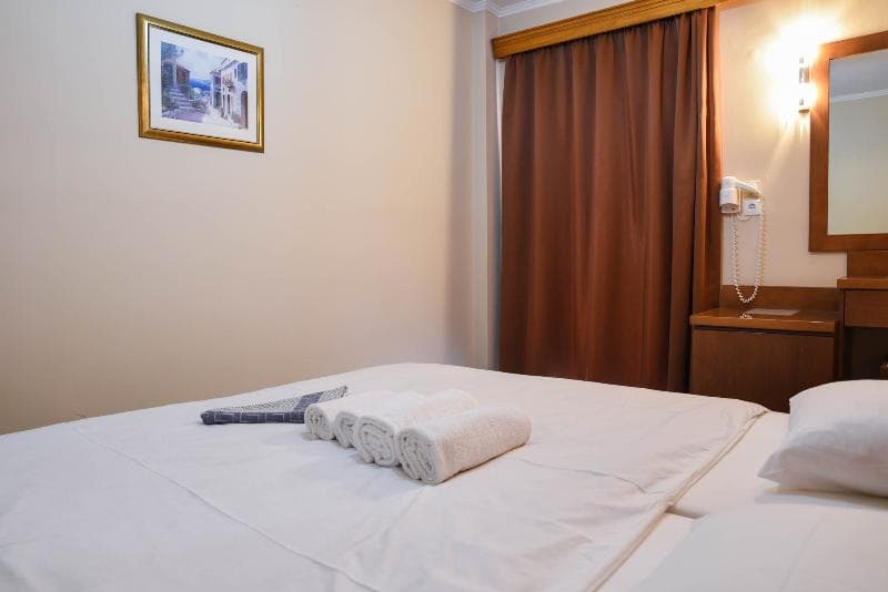 Sacallis Inn Beach Hotel image 2