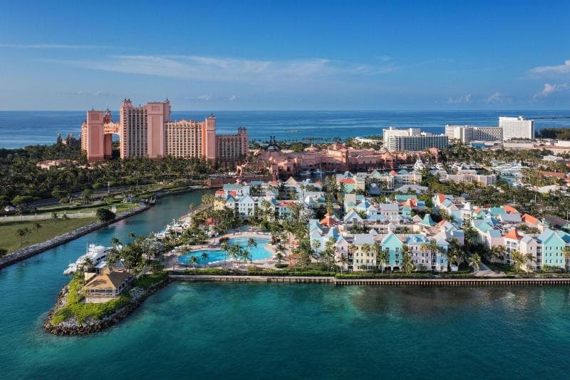 Atlantis Harborside Resort image 2