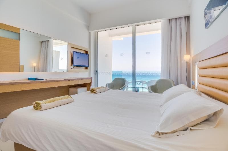 Vrissaki Beach Hotel image 2