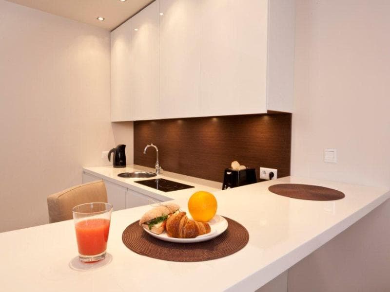Platinum Residence image 2