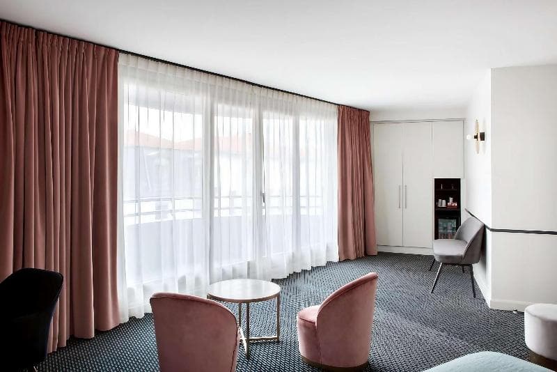 Best Western Hotel du Pont Wilson image 1