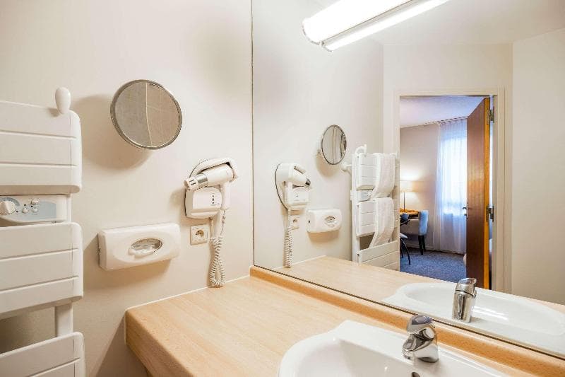 Quality Hotel Pau Centre Bosquet image 1