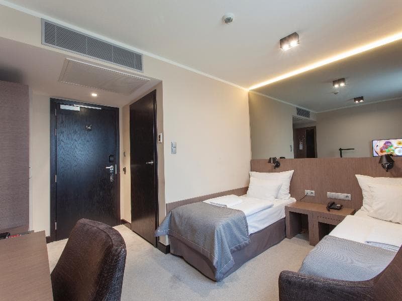 Ilonn Hotel image 2